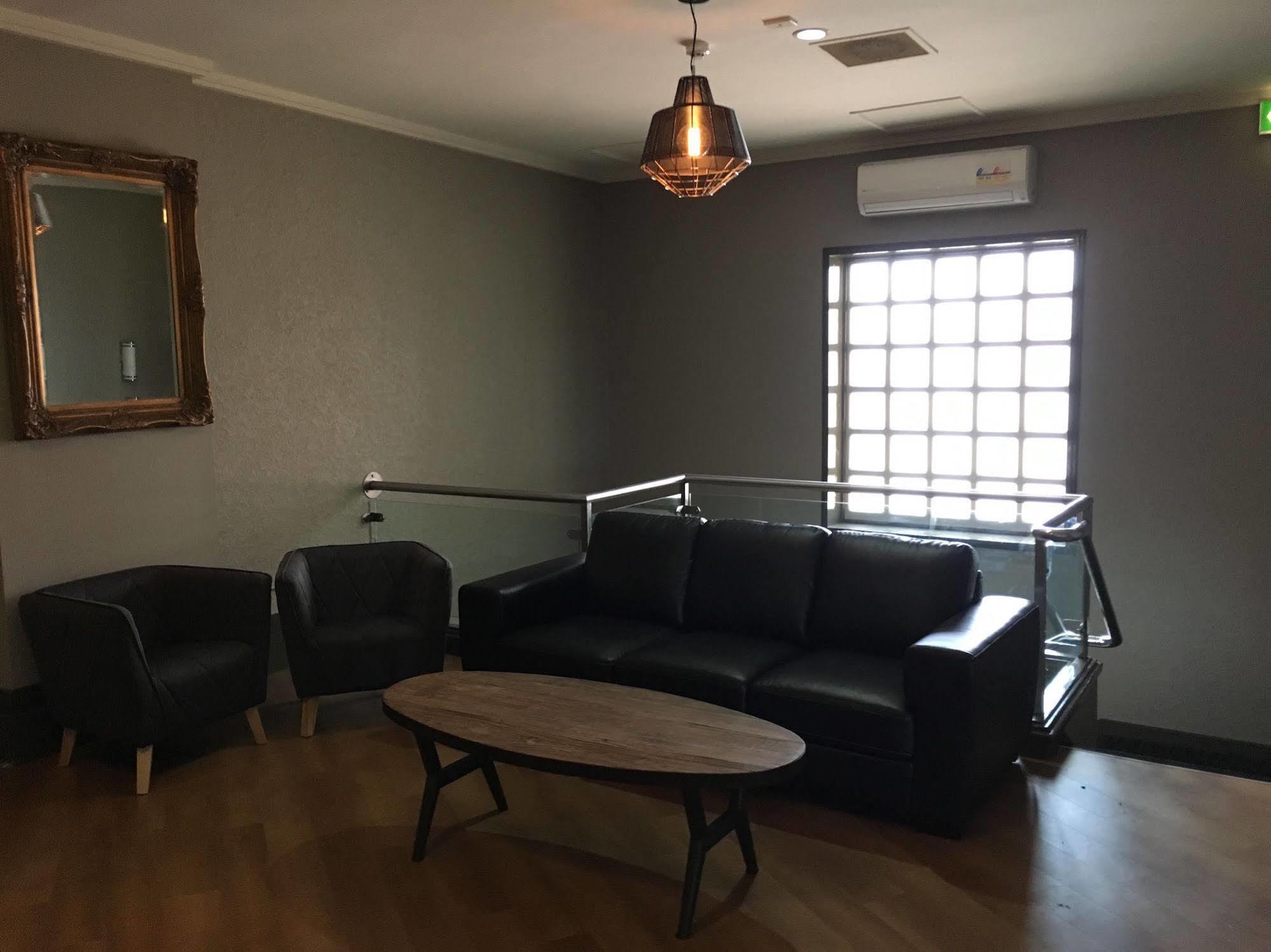 Amaroo Hotel Dubbo Bagian luar foto